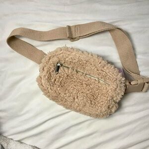 Wild fable fanny pack crossbody, NWT